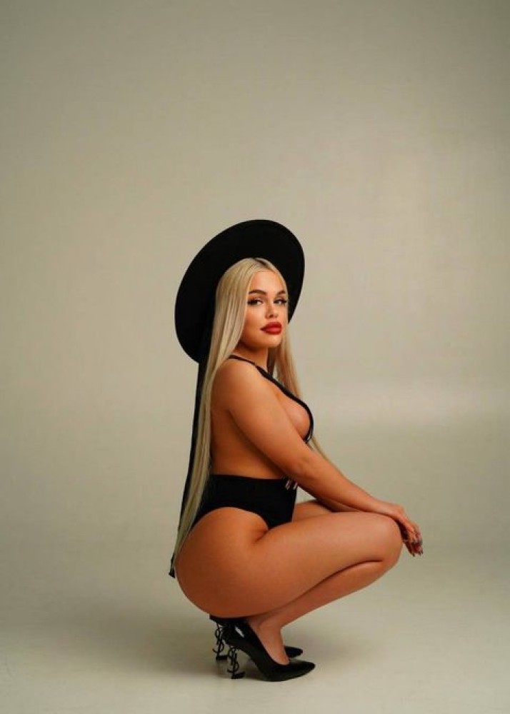 Индивидуалка Алена фото № 2 в городе Артём