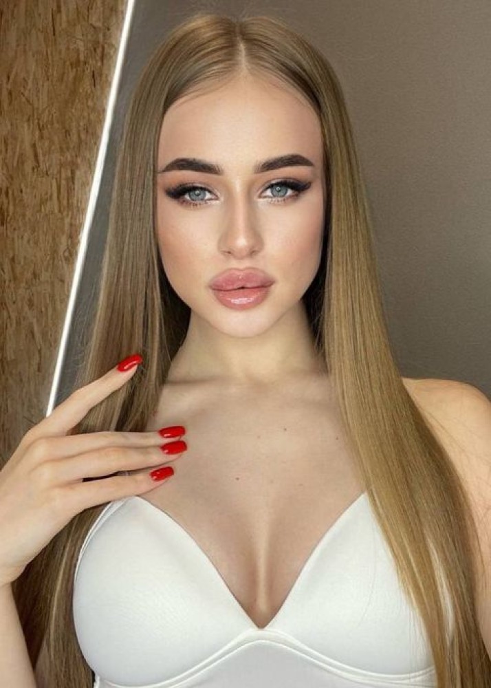 Индивидуалка Эля фото № 2 в городе Артём