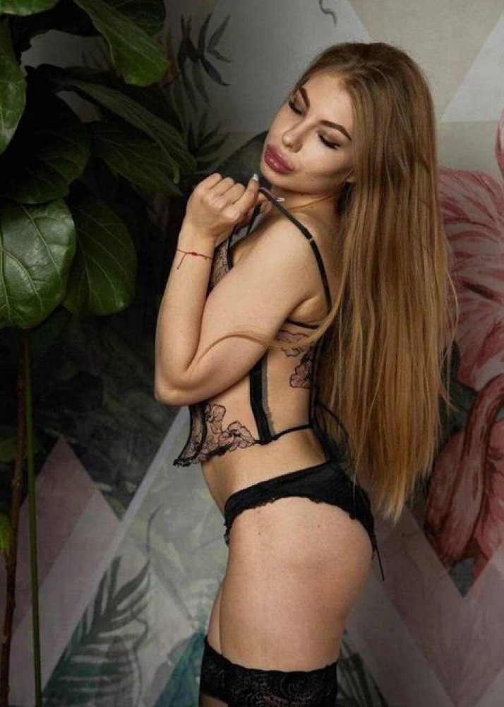 Индивидуалка Карина главное фото в городе Артём 