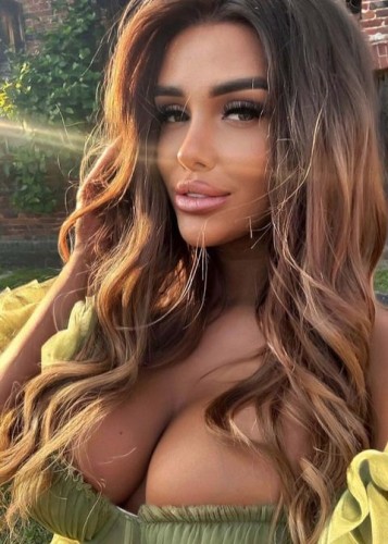 Алина, Г. Артём