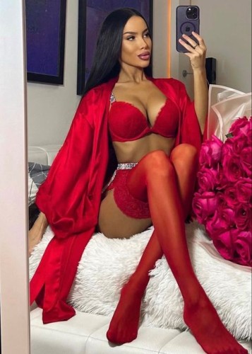 Кристина, Г. Артём